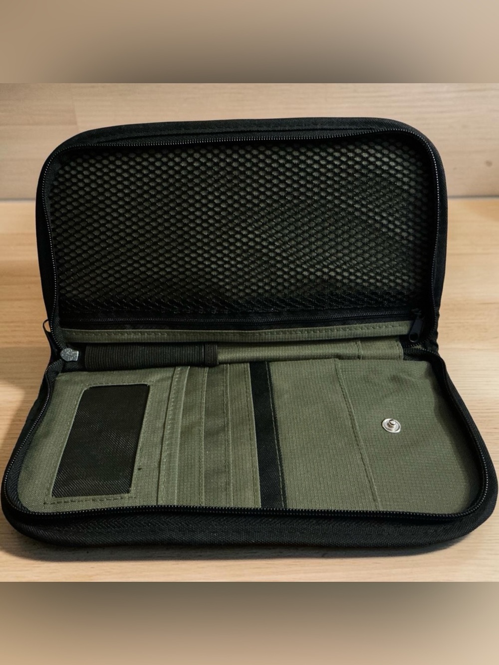 Black and Gray Men's Carry Pouch - Compact Travel Organizer